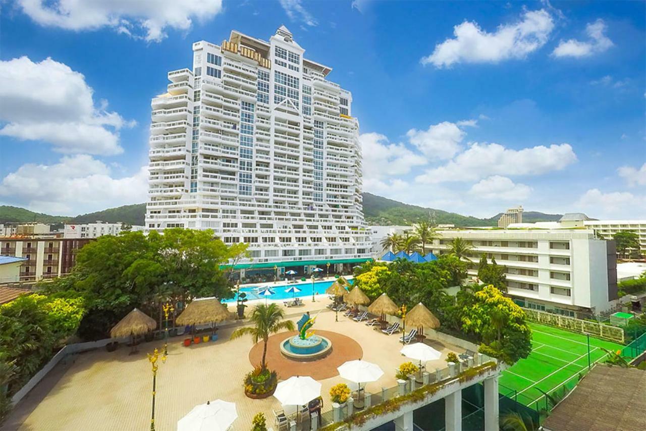 Andaman Beach Suites by Alexanders Patong Exterior foto